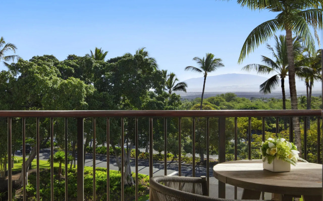 Mauna Lani, Auberge Resorts Collection