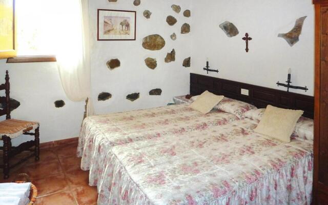 Apartment in Moya with terrace