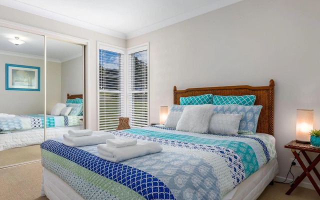 Akarana Beach House :: Jervis Bay Rentals