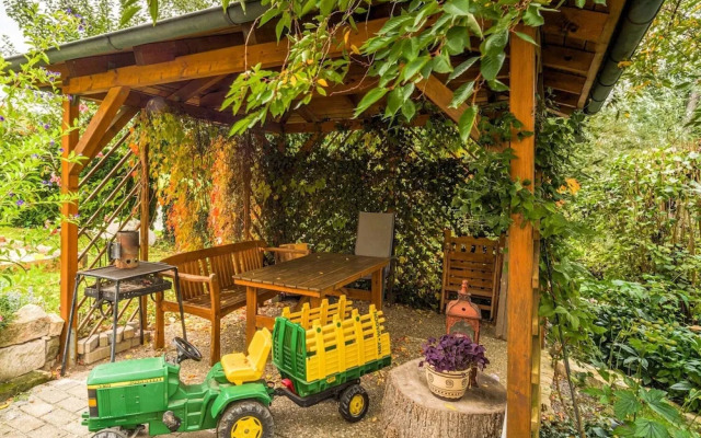 Apartment in Marktrodach With Sauna & Garden