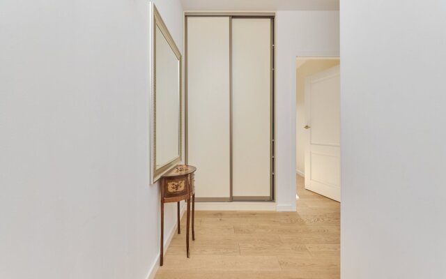 Poznan Apartment With Garden by Renters