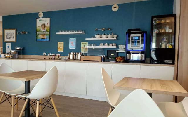 Brit Hotel Les Alizés