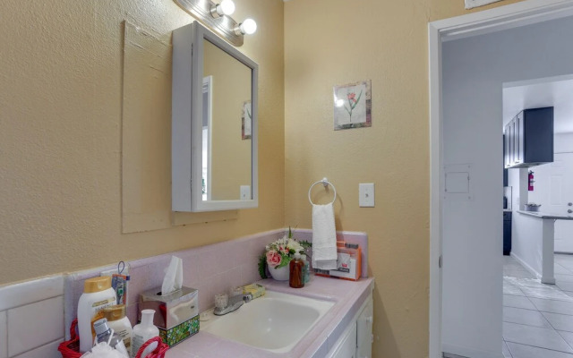 Cozy Apartment Near Ucsf Fresno & Downtown