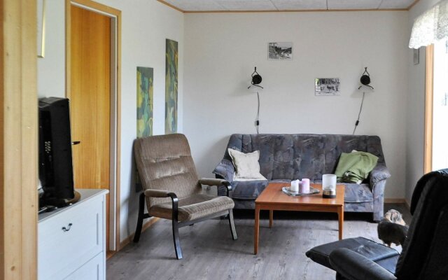 6 Person Holiday Home in Sunne