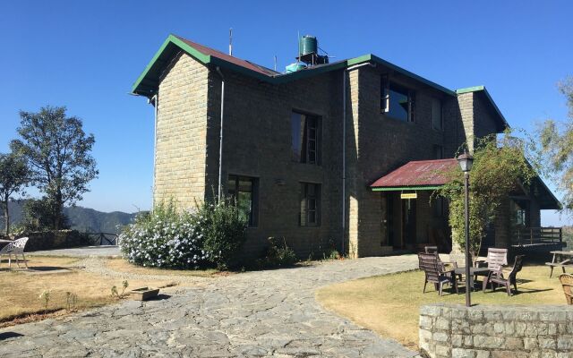 WoodSmoke resort & Spa