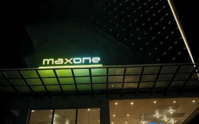 MaxOneHotels @ Kota Harapan Indah – Exterior – Jakarta