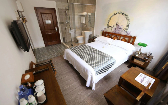 Nostalgia Hotel Beijing Yonghe Lama