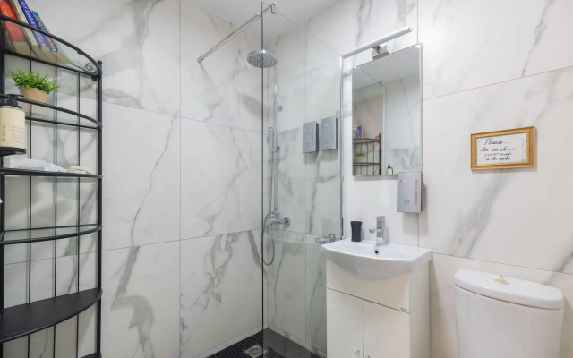 Plaka Arch Suites