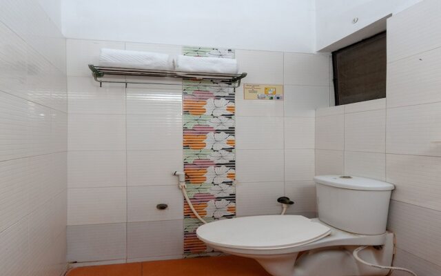 Oyo 16890 Hotel Srm Central Park