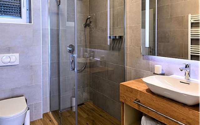 Luxurious Apartment in Mandre with Whirlpool