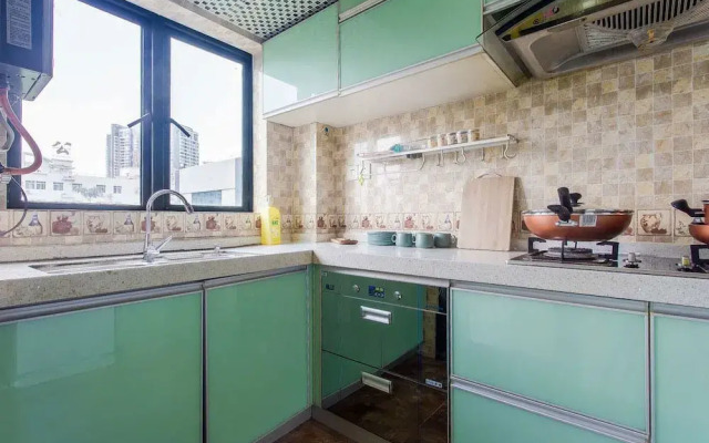 Locals Boutique Apartment Huafa No.11