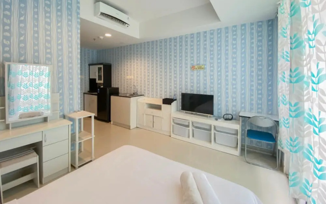 Minimalist Studio At West Vista Apartment