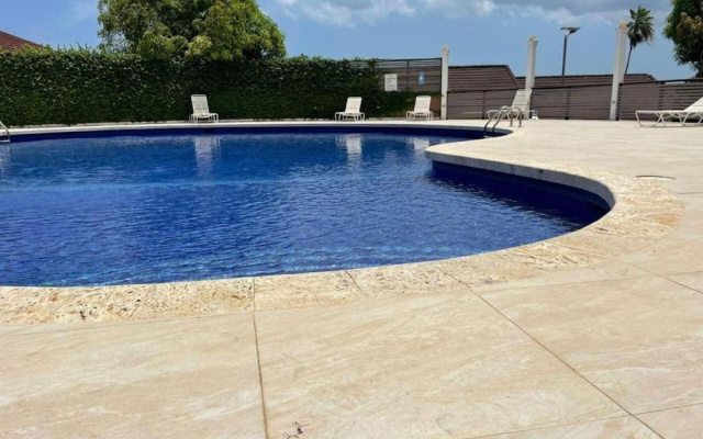 Seaview Paradise - Sleeps 3 - Pool - Parking
