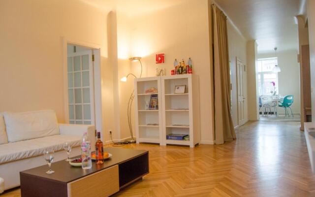 City Inn Riga Apartment, Old Town, River View With Parking