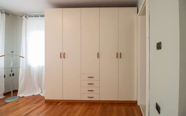 FM Deluxe 1-BDR Apartment - La Primavera