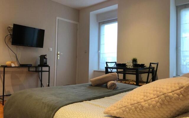 Studio Brest centre ville, 3ème étage sans ascenseur