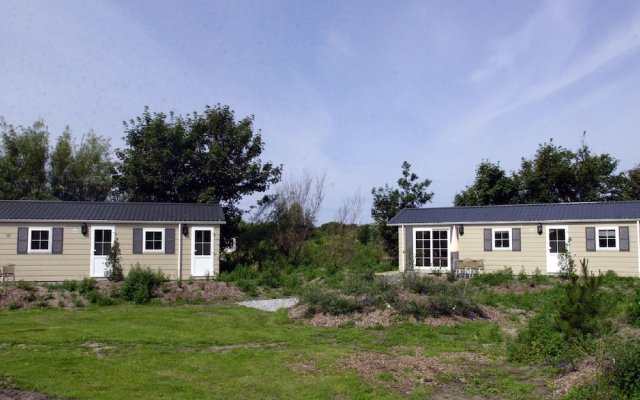 Nicely Decorated Chalet With two Bathrooms, Located on Texel