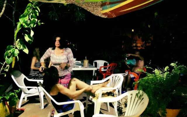Posada Come So In The Bush