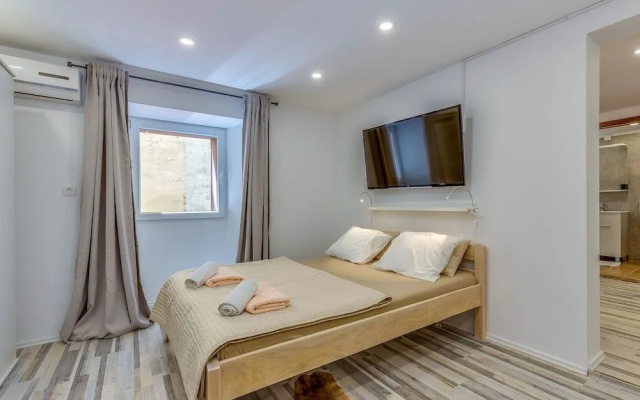 Apartments Small Sweet & Cosy