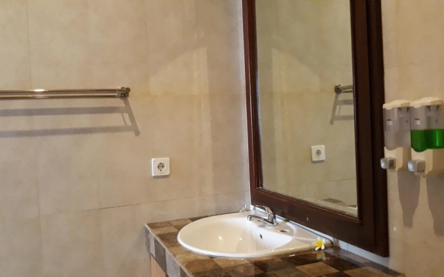 Asiana Lovina Hotel