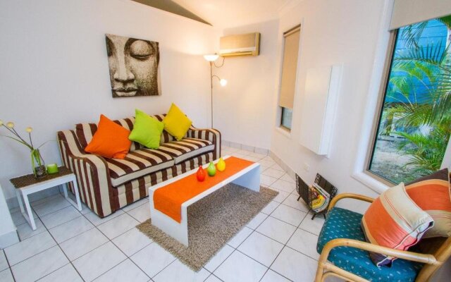 Boyne Island Motel and Villas
