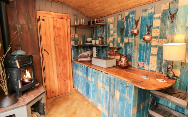 The Hideaway, Shepherd's Hut