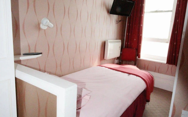 Marine Parade Hotel