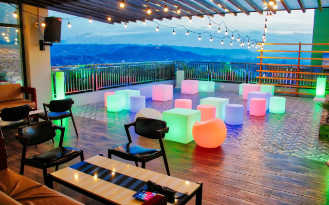 New Dawn Hotel Plus
