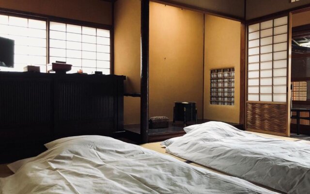 Kurashiki Den - Traditional House