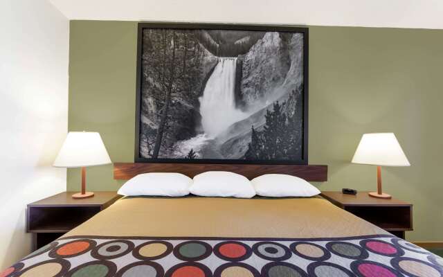 Super 8 by Wyndham Livingston Yellowstone