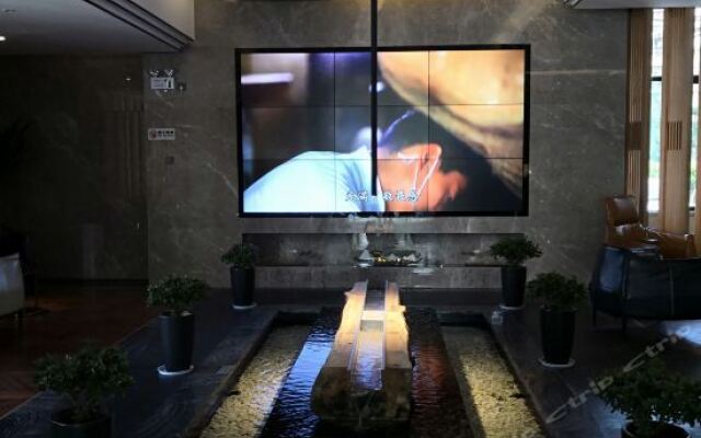 Kunming Manyan·V Hotel (Kunming Gymnasium Yunda Hospital)