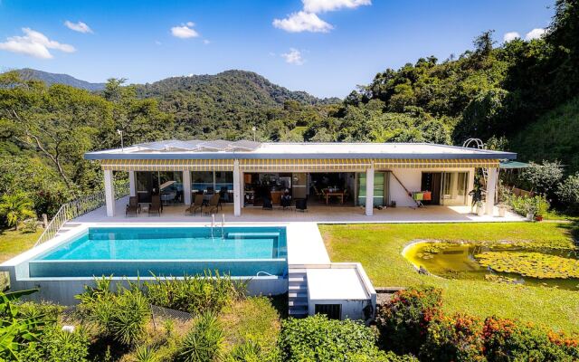 Casa Laureles
