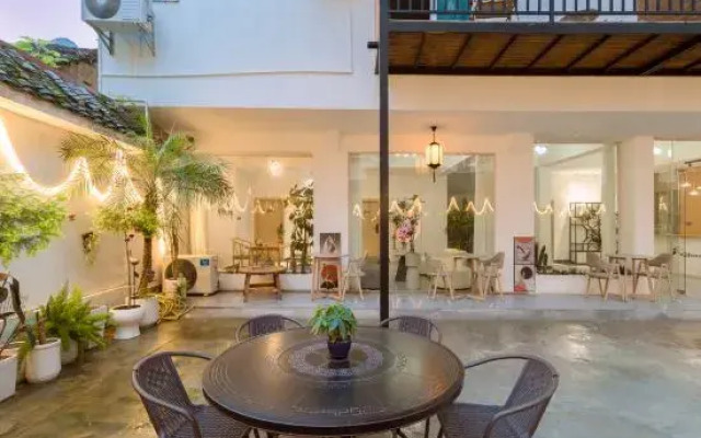 Yangshuo Yuting Lanshe Hotel (Ubud Town)