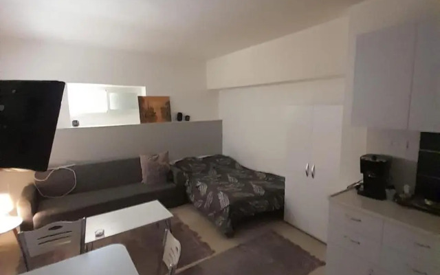 German Colony Center Apartment