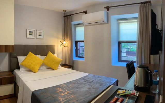 Mono Hotel