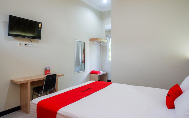 RedDoorz Plus @ Jl Pemuda Pati