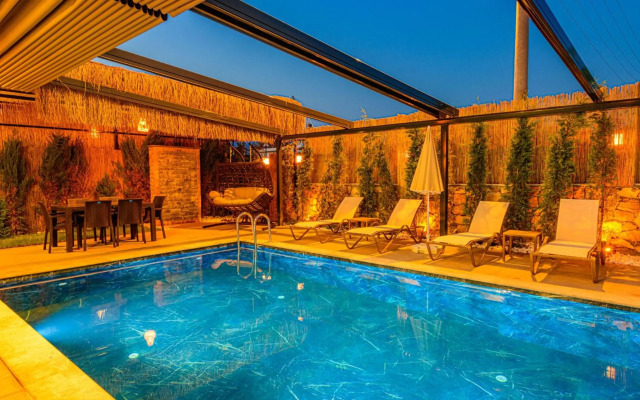 Söğüt 1 - 4 Bedroom with jacuzzi in Fethiye
