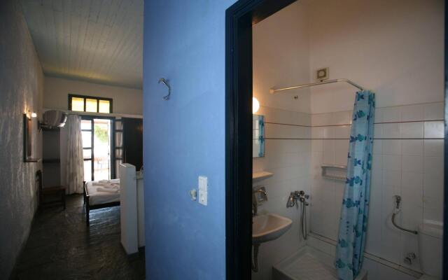 St George Studios Apartments
