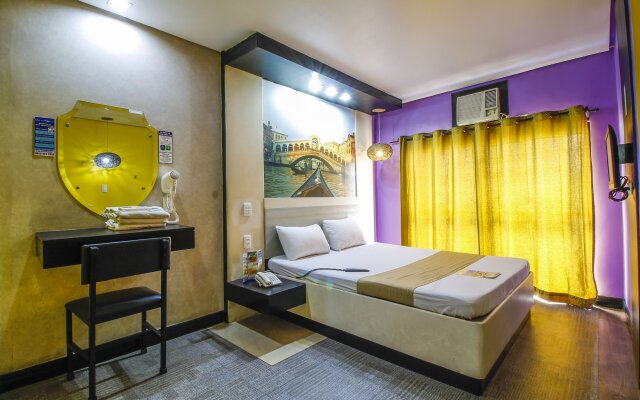 Hotel DreamWorld Araneta Cubao