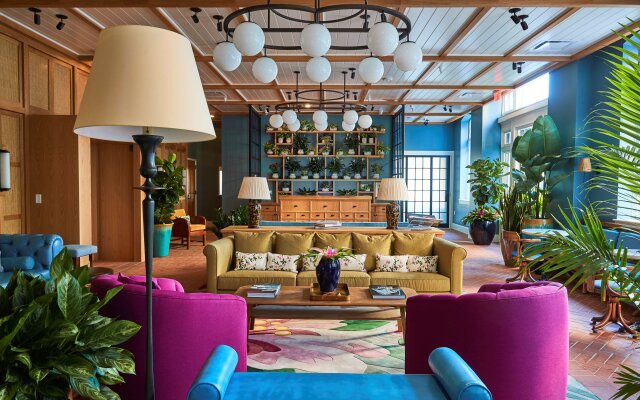 The Drayton Hotel Savannah, Curio Collection by Hilton