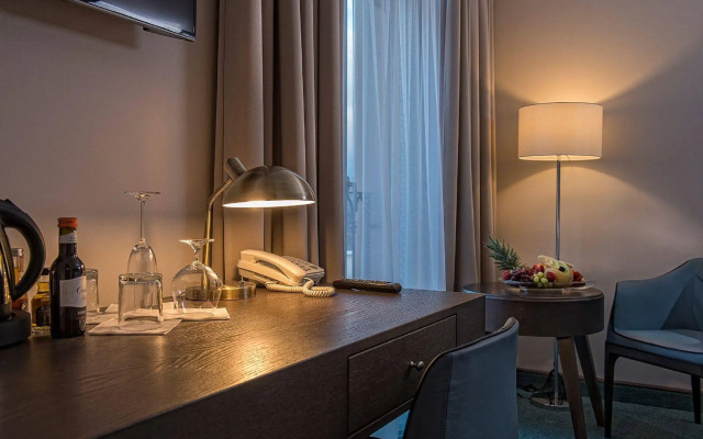 Villa Plaza Boutique Hotel & Spa