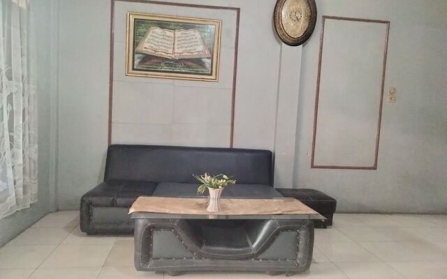 OYO 93071 Home Stay Kembar Syariah