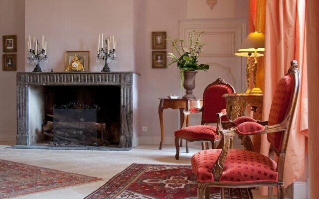 Manoir De Restigne