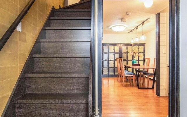 Zebrahouse Morinomiya