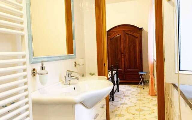 Apartment With Panoramic Terrace on Amalfi Coast