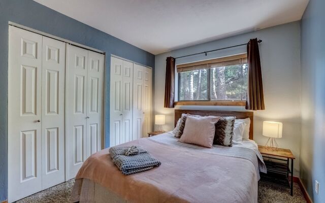 Enjoy Tahoe Lakeview Bliss Pet Friendly!