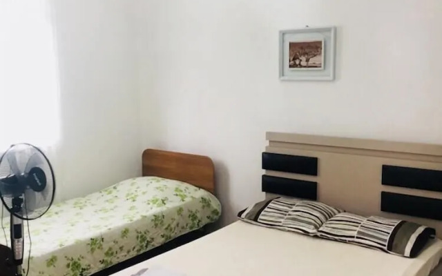 Guest House Lazuri