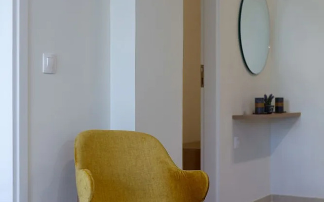 Modern 2-bedroom Apartment in Downtown Glyfada