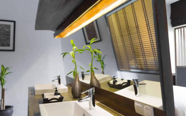 Chronicle Residence & Spa