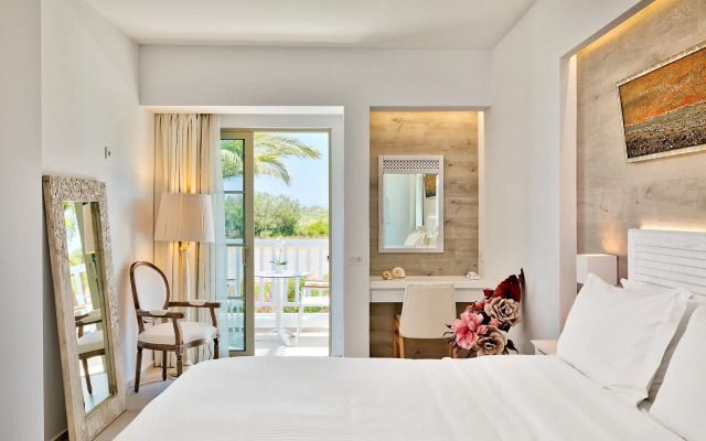 White Pearls Luxury Suites - Adults Only